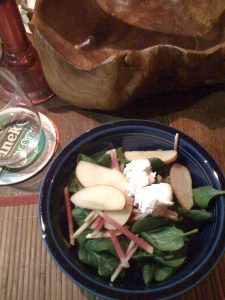 Spinach salad with apple, watermelon radish and goat cheese